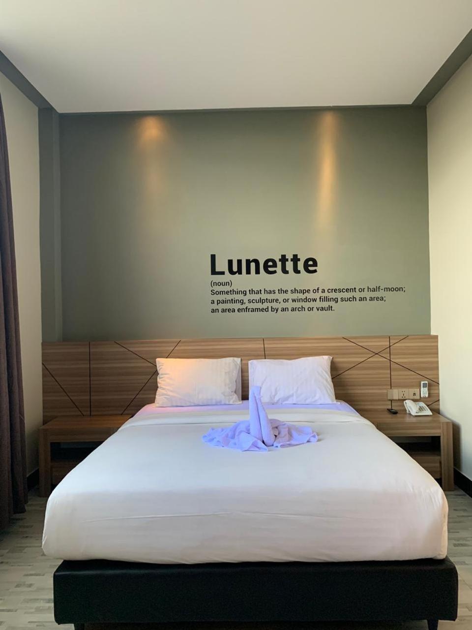 Bless Hotels Sintang Kültér fotó